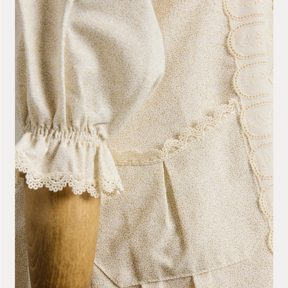 Strawberries and Cream CUSTARD DRESS CREAM IN GOLD GLITTER 10Y NWT - Picture 3 of 9